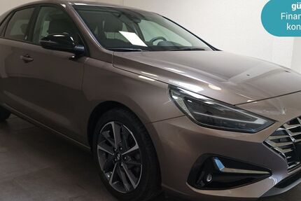 Hyundai i30 26.930 km 16.490 &euro; Egelsbach 63329