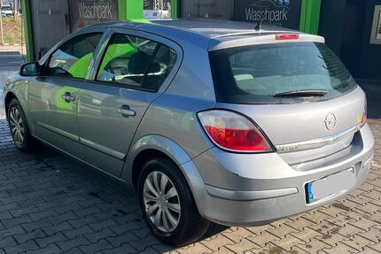 Opel Astra 158.000 km 2.900 &euro; Kelsterbach 65451