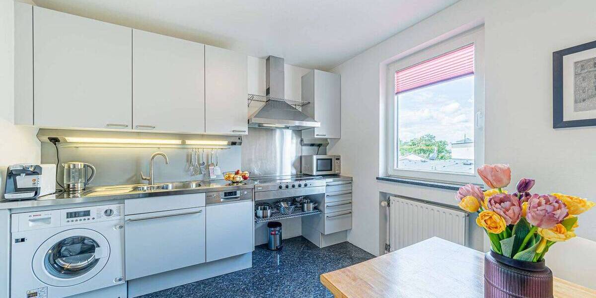 Etagenwohnung Frankfurt am Main Nordend-West - 2 Zimmer, 72 m&sup2;, 1.800&euro; | Angebot:26410209