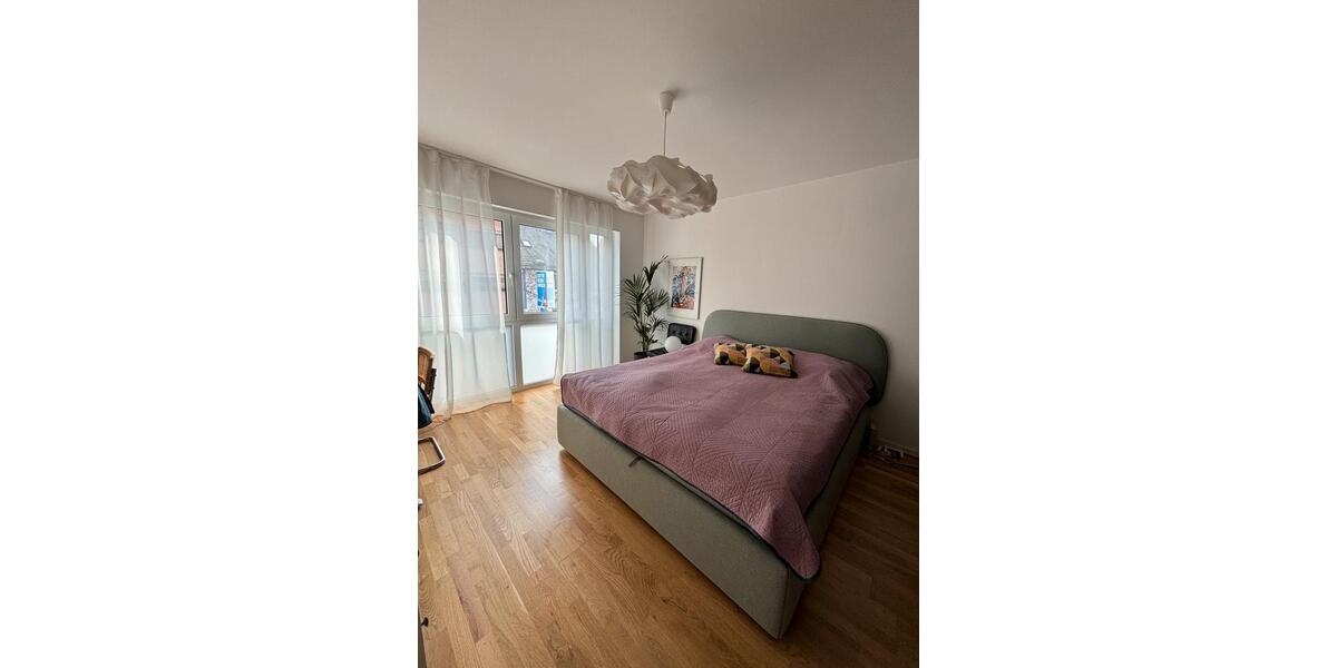 Etagenwohnung Frankfurt am Main Innenstadt 3 - 2 Zimmer, 74 m&sup2;, 1.480&euro; | Angebot:26612040