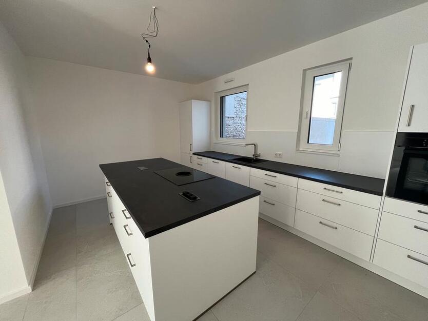 Neubau Town-House mit Eventküche in Ginsheim-Gustavsburg inklusive Terrasse und Tiefgarage zimmer