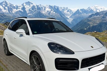 Porsche Cayenne 50.000 km 64.499 &euro; Hattersheim 65795