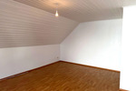 Dachgeschoßwohnung Messel - 4 Zimmer, 95 m&sup2;, 1.200&euro; | Angebot:26193776