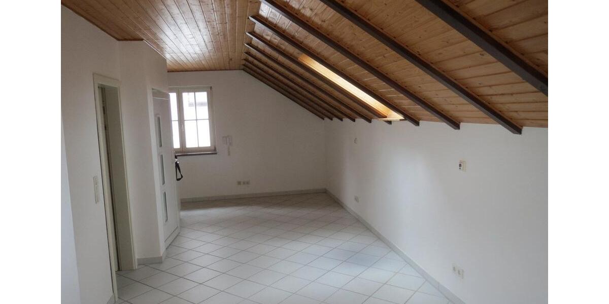 Dachgeschoßwohnung Rödermark - 1 Zimmer, 38 m&sup2;, 460&euro; | Angebot:25442004