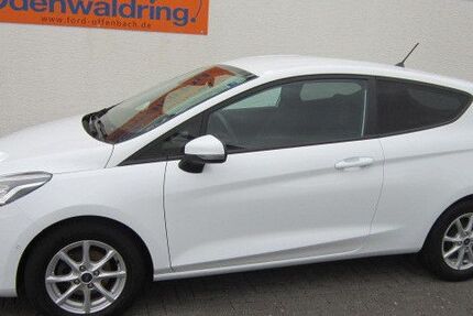 Ford Fiesta 44.550 km 11.900 &euro; Offenbach 63069