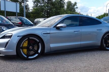 Porsche Taycan 41.000 km 73.000 &euro; Rodgau / Nieder-Roden 63110