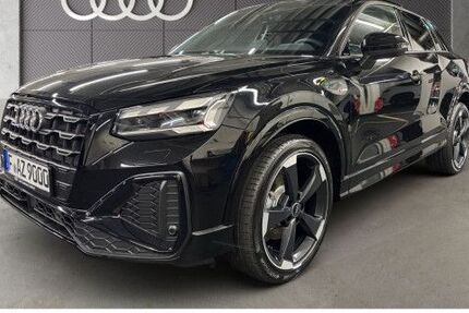 Audi Q2 4.500 km 40.880 &euro; Frankfurt am Main 60314