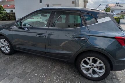 Seat Arona 10.895 km 21.549 &euro; Rüsselsheim 65428