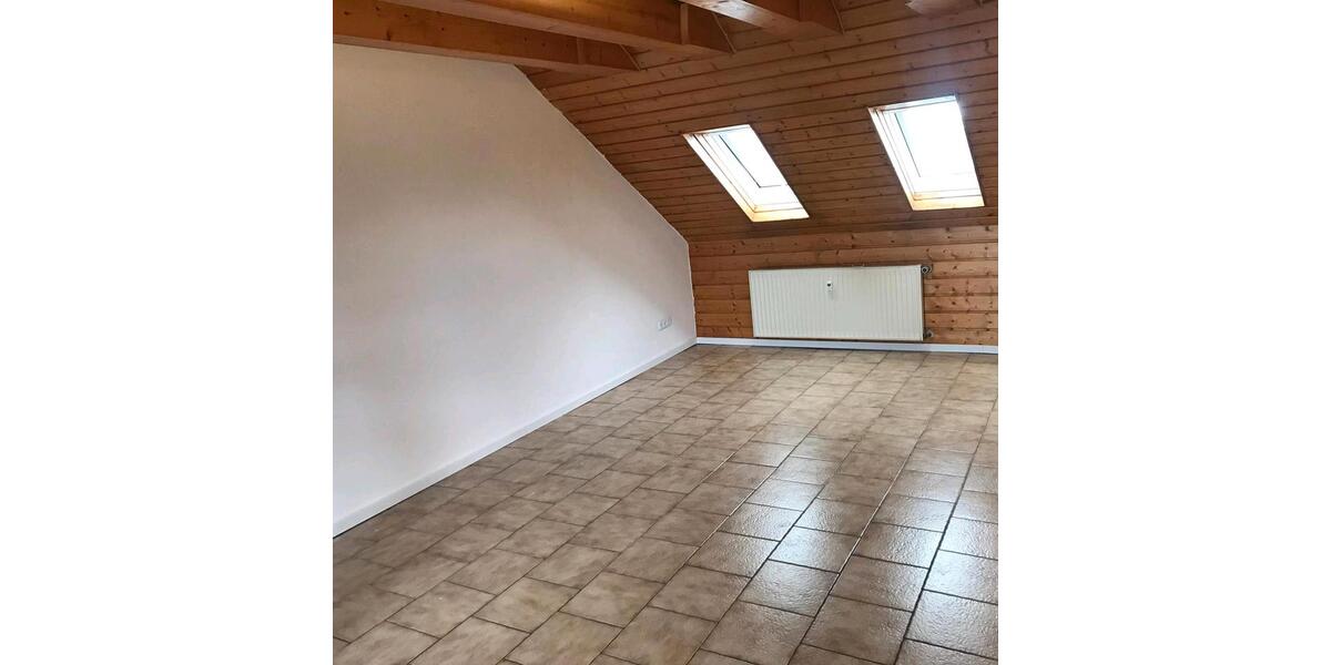Dachgeschoßwohnung Bischofsheim - 2 Zimmer, 55 m&sup2;, 185.000&euro; | Angebot:26121507