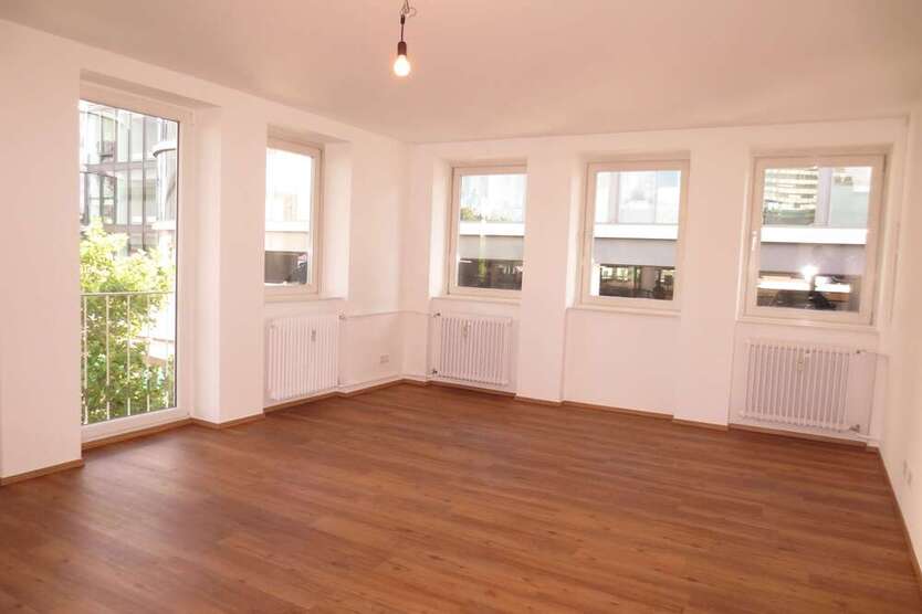 Wohnung zum Mieten in Offenbach 1.000 € 87 m²