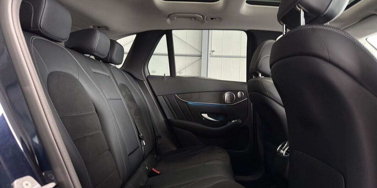 Mercedes-Benz GLC 250 4M PANORAMA- AHK- BURMESTER-STANDHEIZUNG 69.989 km 29.900 &euro; Groß-Umstadt 64823