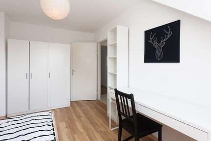 WG-Zimmer in Offenbach am Main 490 € 10 m² zimmer