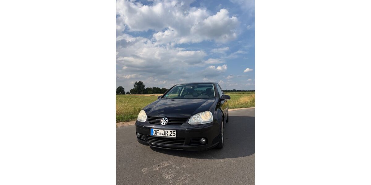 VW Golf 141.000 km 4.500 &euro; Obertshausen 63179