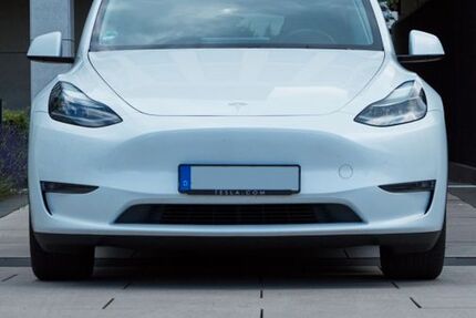 Tesla Model Y 122.421 km 31.500 &euro; Neu-Isenburg 63260