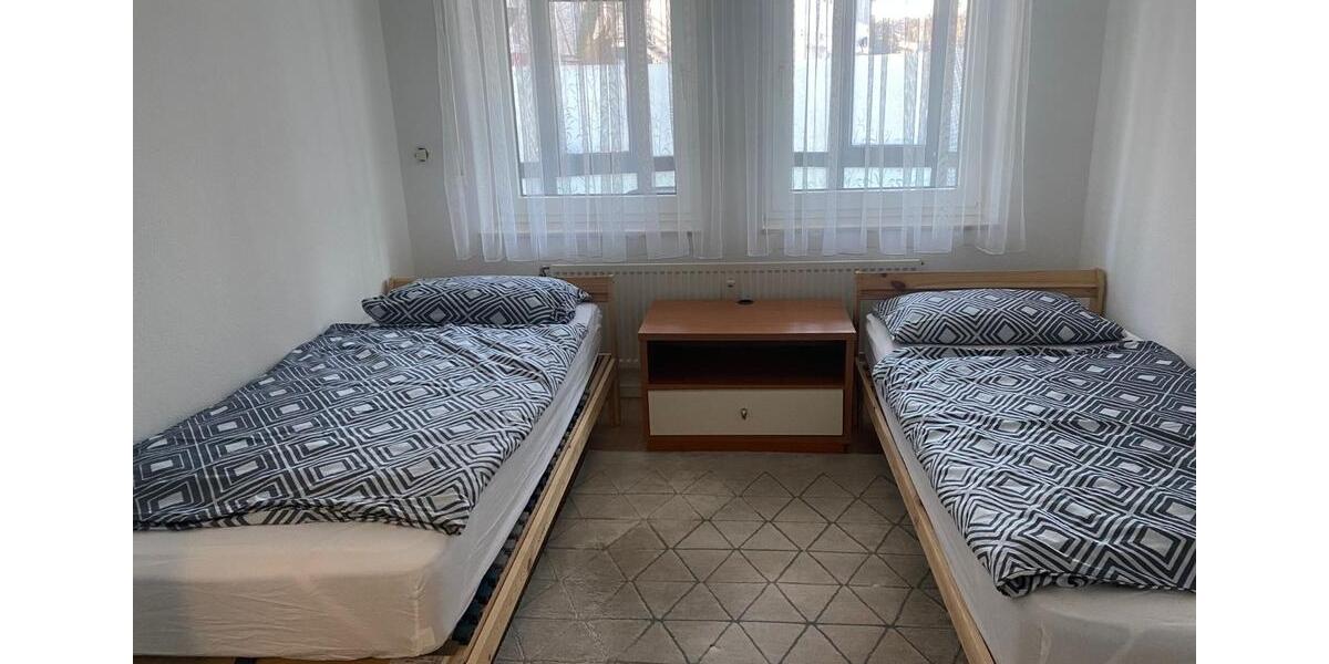Erdgeschoßwohnung Frankfurt am Main Sachsenhausen - 4 Zimmer, 90 m&sup2;, 2.800&euro; | Angebot:25993296
