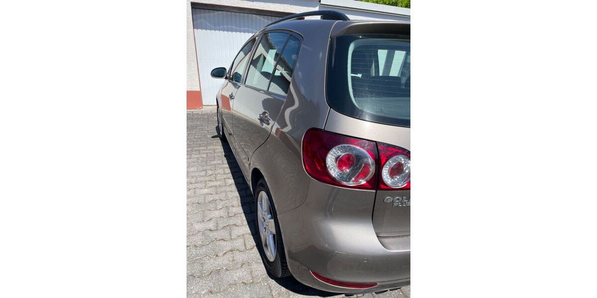 VW Golf Plus 114.000 km 6.850 &euro; Rüsselsheim 65428