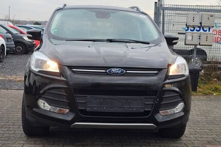 Ford Kuga 117.500 km 8.999 &euro; Dietzenbach 63128