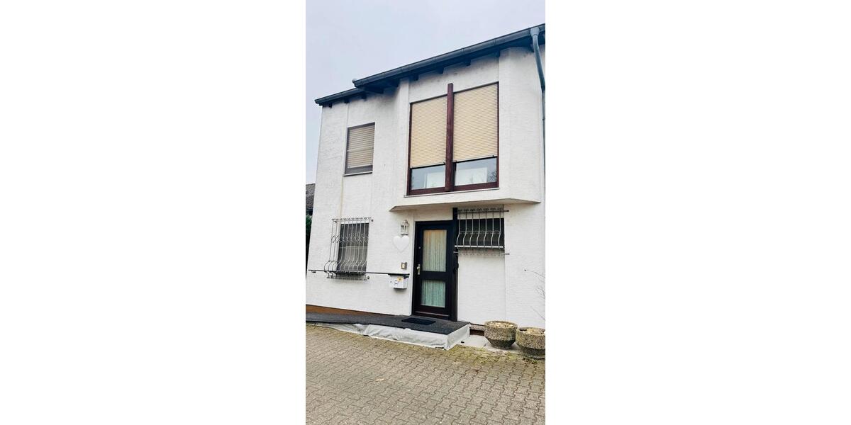 Reihenhaus Frankfurt am Main Mitte-West - 5.5 Zimmer, 112 m&sup2;, 739.000&euro; | Angebot:25101991