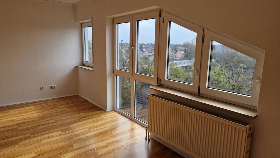 Dachgeschoßwohnung Bürstadt - 1.5 Zimmer, 48 m&sup2;, 129.000&euro; | Angebot:25649537