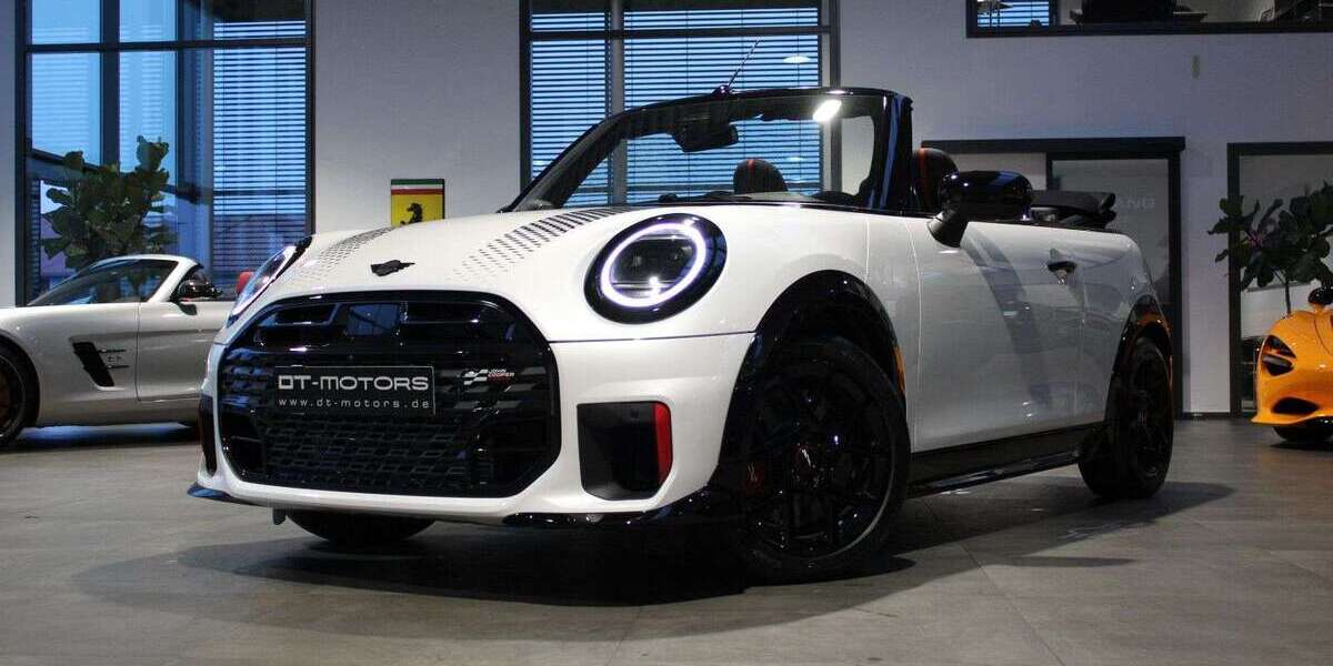 Mini John Cooper Works Cabrio 2.900 km 47.900 &euro; Griesheim 64347