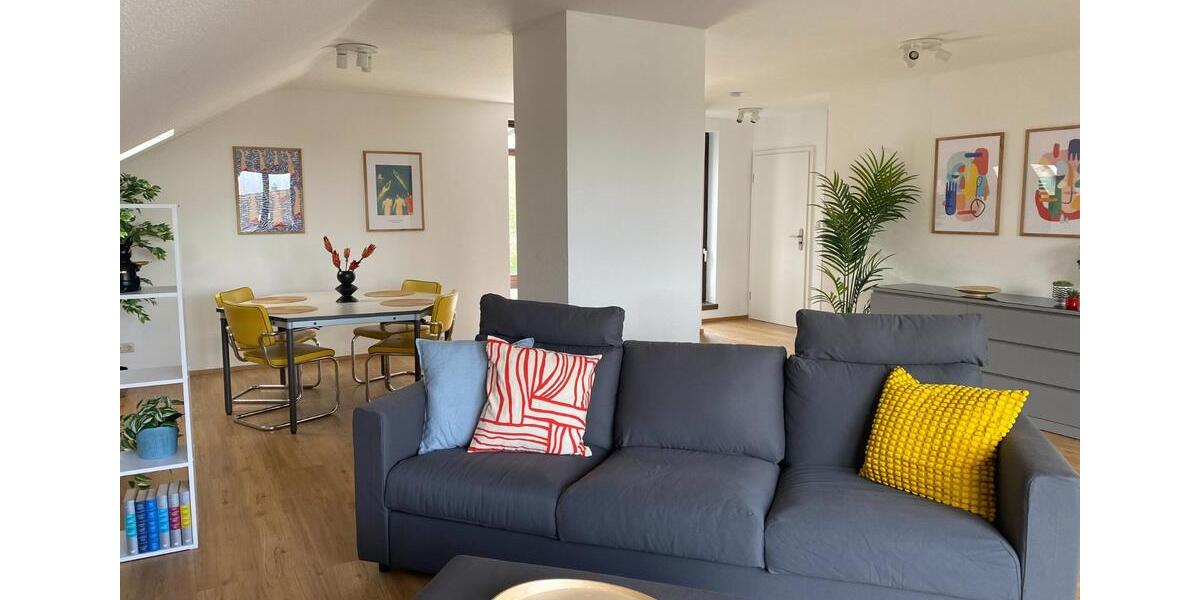 Möblierte 2,5 Zi. Dachgeschosswohnung, SteinbergHofheim a. Ts. 1.5 zimmer