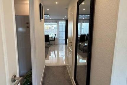 Haus Frankfurt am Main Eschersheim - 4 Zimmer, 92 m&sup2;, 500.000&euro; | Angebot:26879316