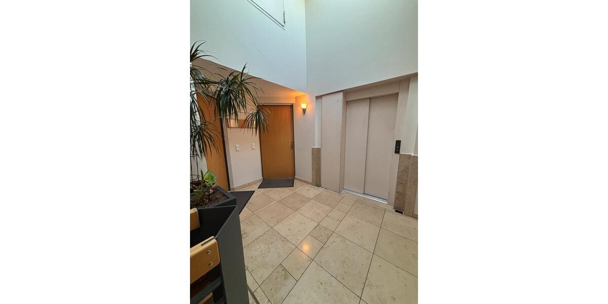 Dachgeschoßwohnung Darmstadt - 1.5 Zimmer, 65 m&sup2;, 1.270&euro; | Angebot:26311645