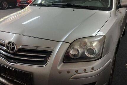 Toyota Avensis 265.000 km 1.990 &euro; Rüsselsheim 65428