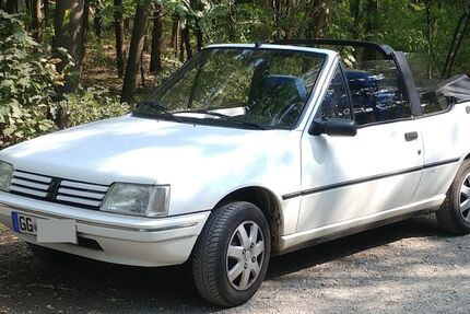 Peugeot 205 78.000 km 4.900 &euro; Büttelborn 64572