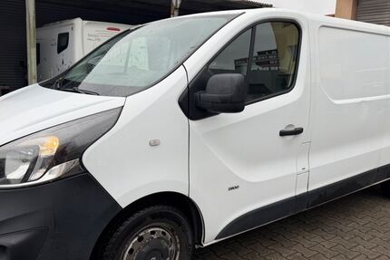 Opel Vivaro 289.000 km 5.800 &euro; Frankfurt am Main 65933