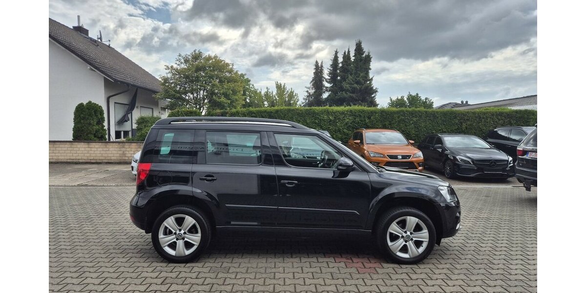 Skoda Yeti Drive Automatik, Bi-Xenon, Einparkhilfe, Klim 43.468 km 16.890 &euro; Rodgau 63110