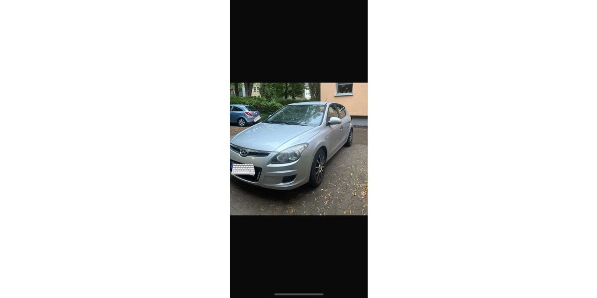 Hyundai i30 220.000 km 1.300 &euro; Frankfurt am Main 65936