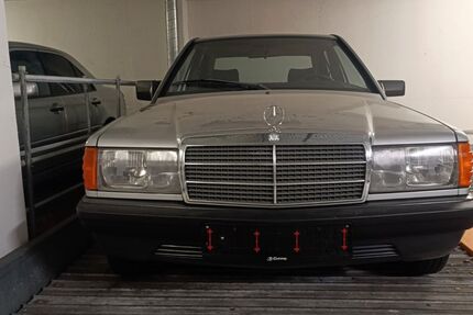 Mercedes-Benz 190 71.000 km 9.900 &euro; Dietzenbach 63128