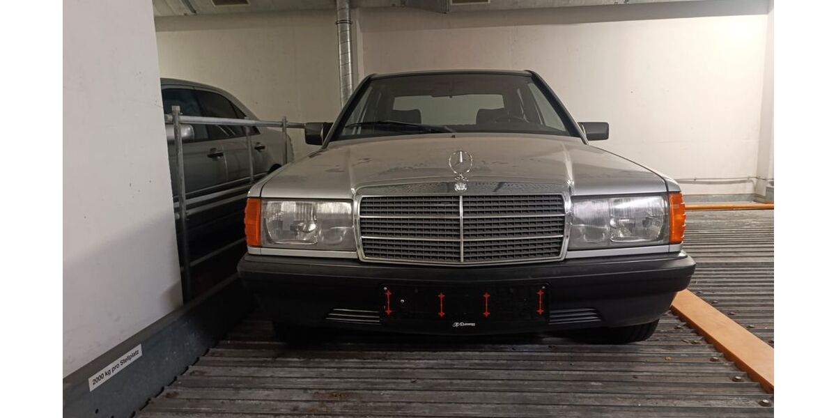 Mercedes-Benz 190 71.000 km 9.900 &euro; Dietzenbach 63128