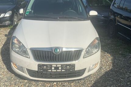 Skoda Fabia 240.699 km 2.450 &euro; Frankfurt am Main 60486