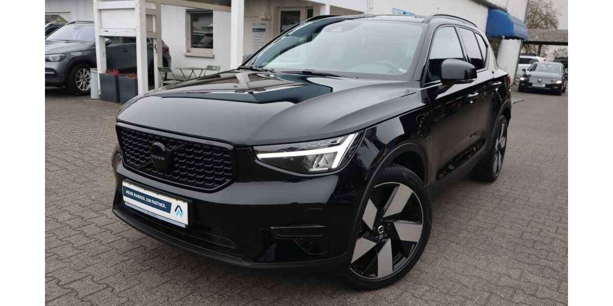 Volvo XC40 46.275 km 32.489 &euro; Darmstadt 64291