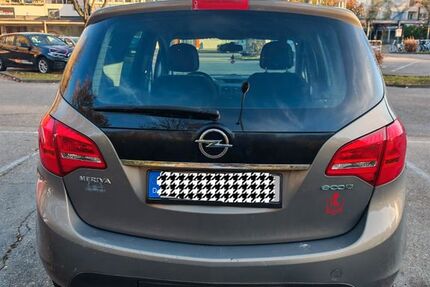 Opel Meriva 205.711 km 3.049 &euro; Rüsselsheim 65428