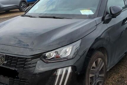 Peugeot 208 20.716 km 14.280 &euro; Rüsselsheim 65428