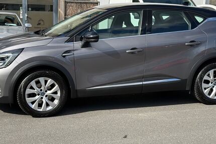Renault Captur 140.000 km 15.899 &euro; Frankfurt am Main 60314