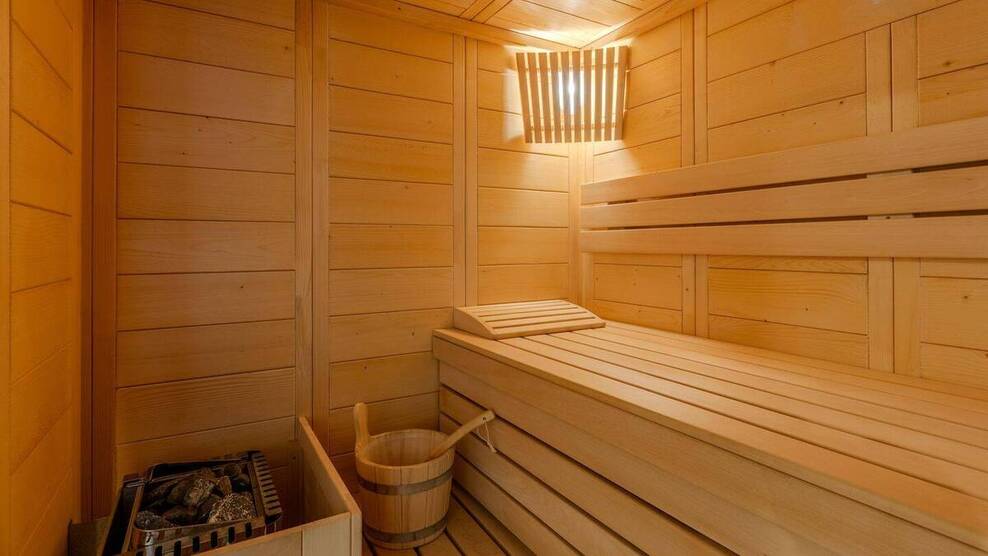 Exklusive Garten-Maisonette-Wohnung. Garten -Top Ausstattung - Garage 3 zimmer