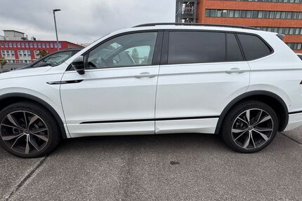 VW Tiguan Allspace 11.120 km 44.500 € Kelsterbach 65451