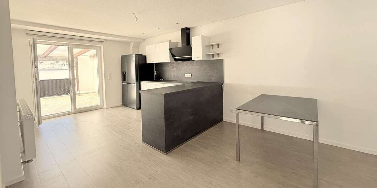 Etagenwohnung Mörfelden-Walldorf Walldorf - 3 Zimmer, 96 m&sup2;, 1.350&euro; | Angebot:26406502