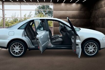 Audi A4 179.000 km 3.000 &euro; Frankfurt am Main 65933