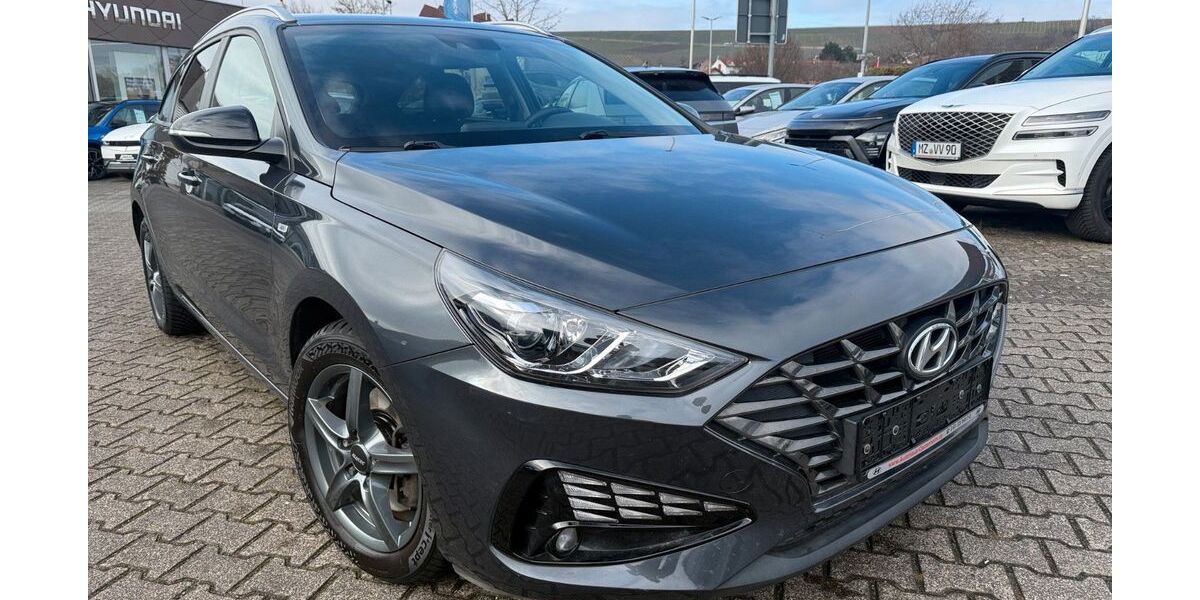 Hyundai i30 104.000 km 14.590 &euro; Oppenheim 55276