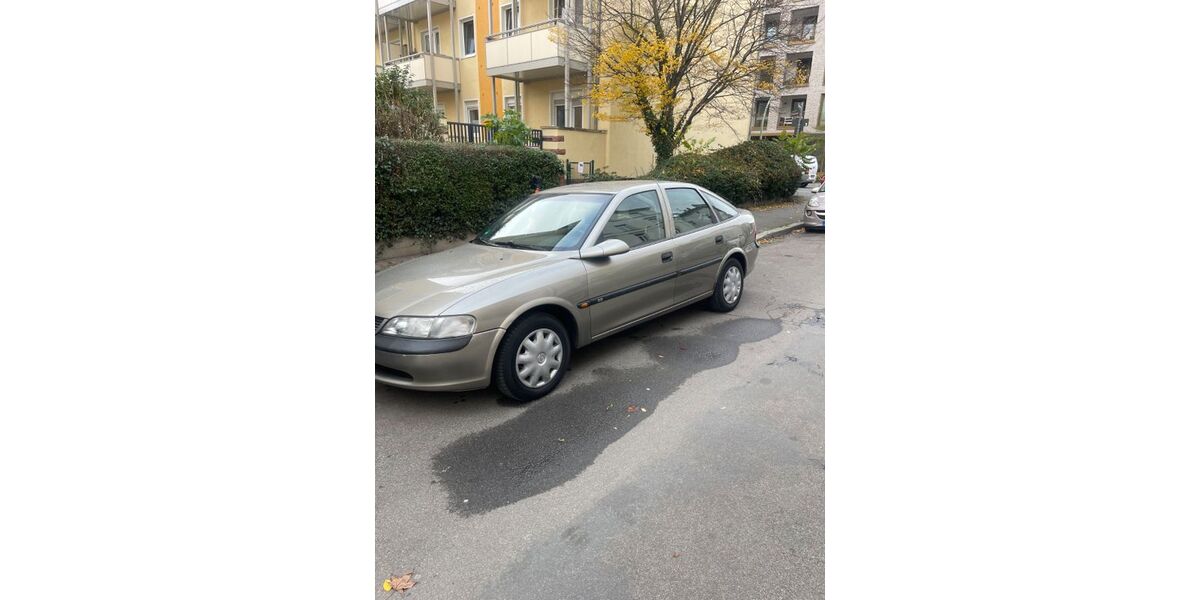 Opel Vectra 124.000 km 4.500 € Frankfurt 60385
