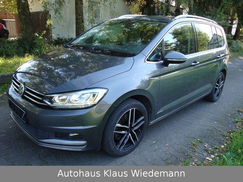 VW Touran 76.100 km 22.499 € Lorsch 64653