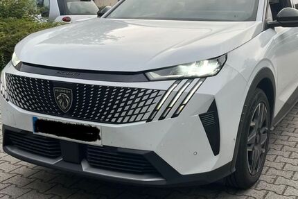 Peugeot 5008 8.000 km 25.500 &euro; Kelsterbach 65451