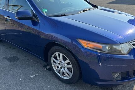 Honda Accord 183.000 km 8.900 &euro; Rüsselsheim 65428
