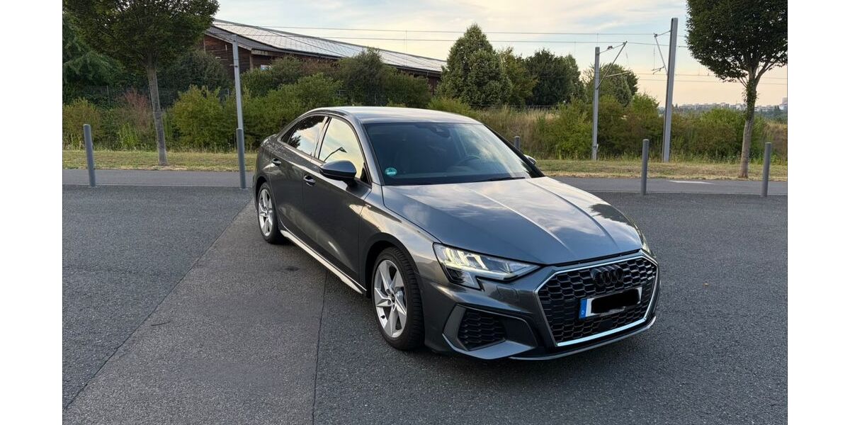 Audi A3 46.100 km 28.000 &euro; Frankfurt 60438