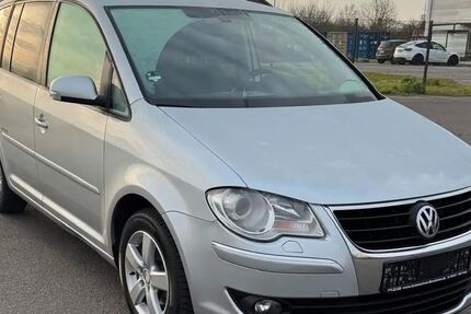 VW Touran 247.500 km 3.500 &euro; Bensheim 64625